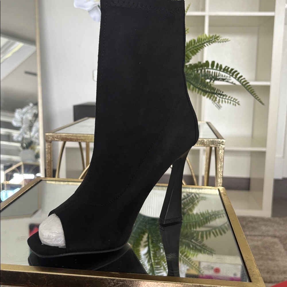 Elegant Black Peep Toe Heeled Booties
